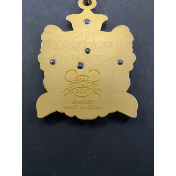 Walt Disney 2007 Trading Luggage Keychain - Picture 7 of 9